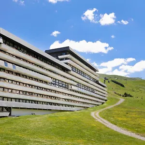 Апарт-отель Sowell Residences Pierre Blanche, Сен-Мартен-де-Бельвиль
